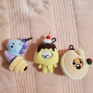BTS BT21 PLUSH DESSERT KEY CHAINS X 3 SHOOKY CHIMMY MANG